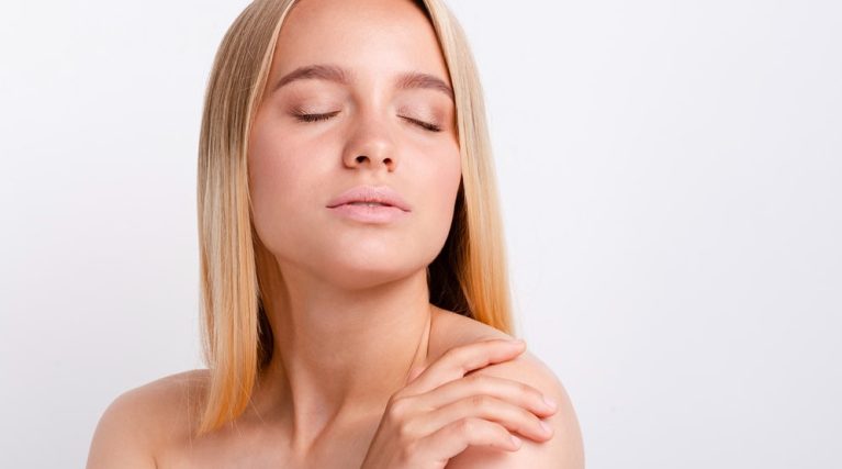 Upper Blepharoplasty-min Upper Blepharoplasty-min
